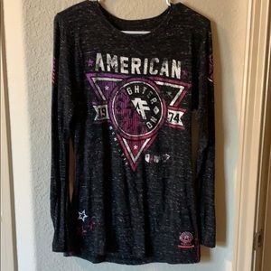 Long sleeve athletic top